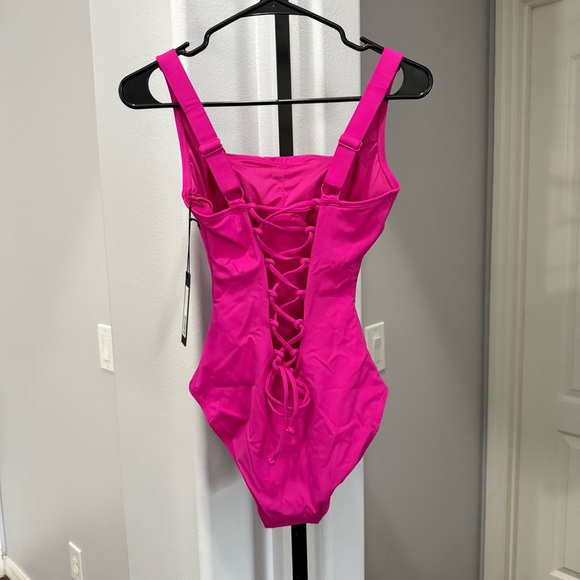 TA3 Squarey Pink One Piece Sculpting Swimsuit Shapewear Size XS Regular/ Long - Picture 7 of 8